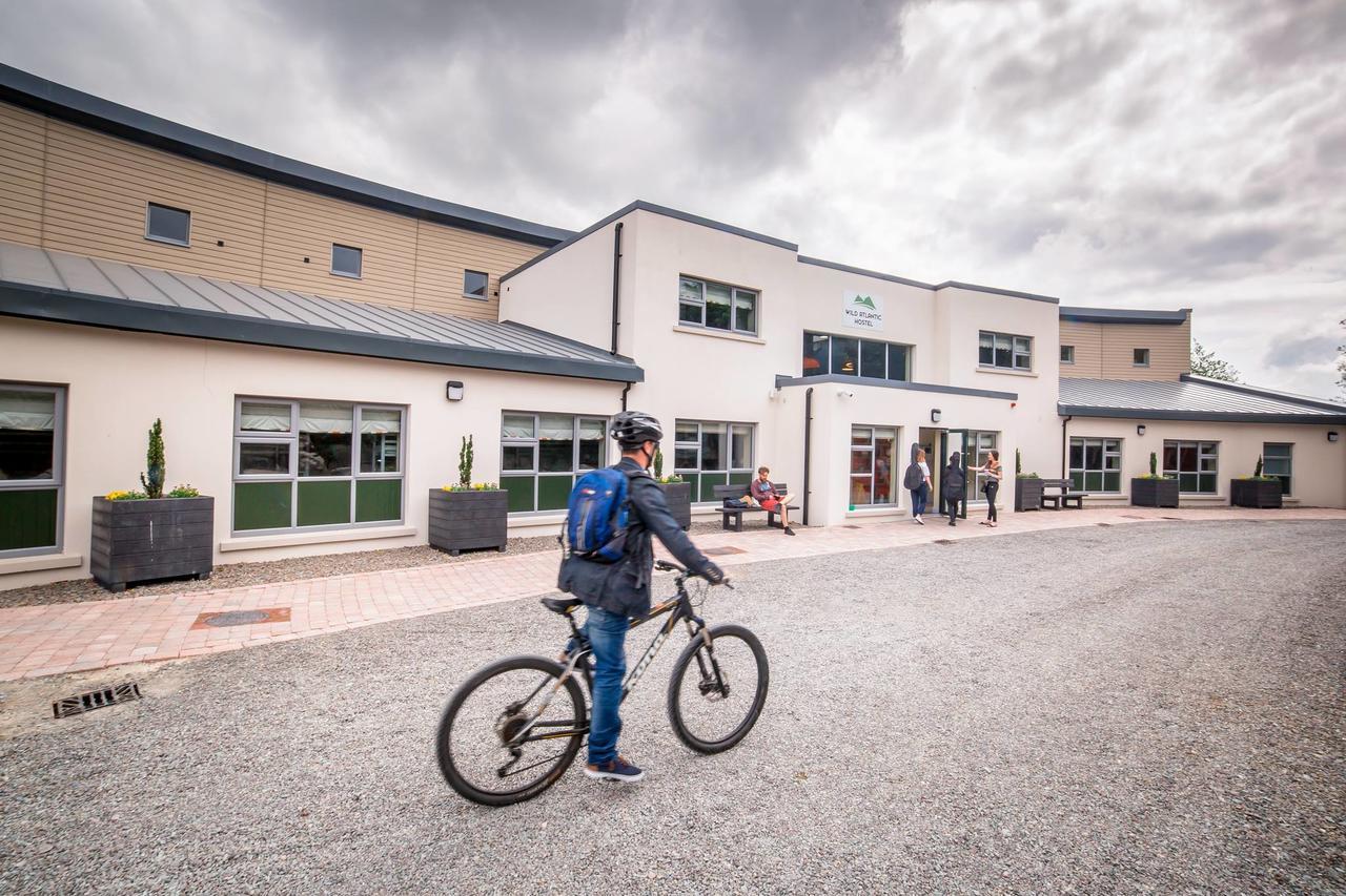 Wild Atlantic Hostel Leenaun Exteriör bild